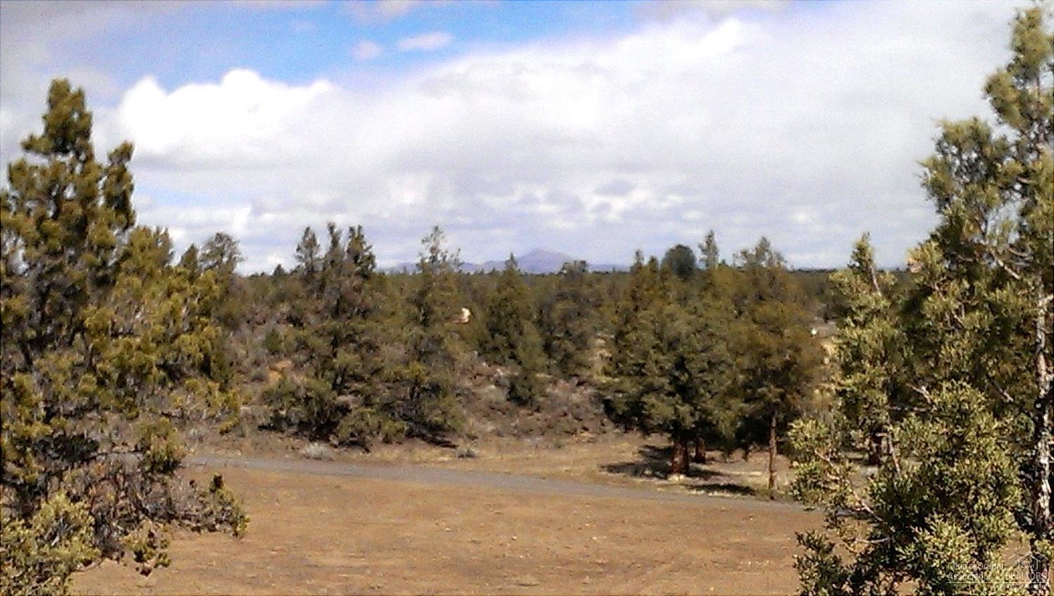 62960 Waugh Road Bend, OR 97701 - Photo 2 of 25 Gallery Image 2