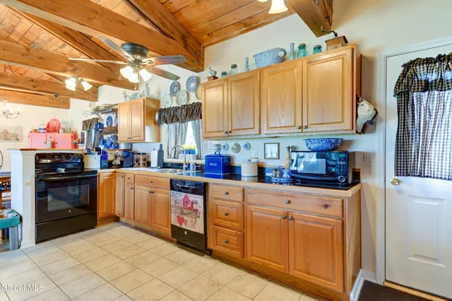 $399,999 | 203 Columbia Road, Root, NY 12166