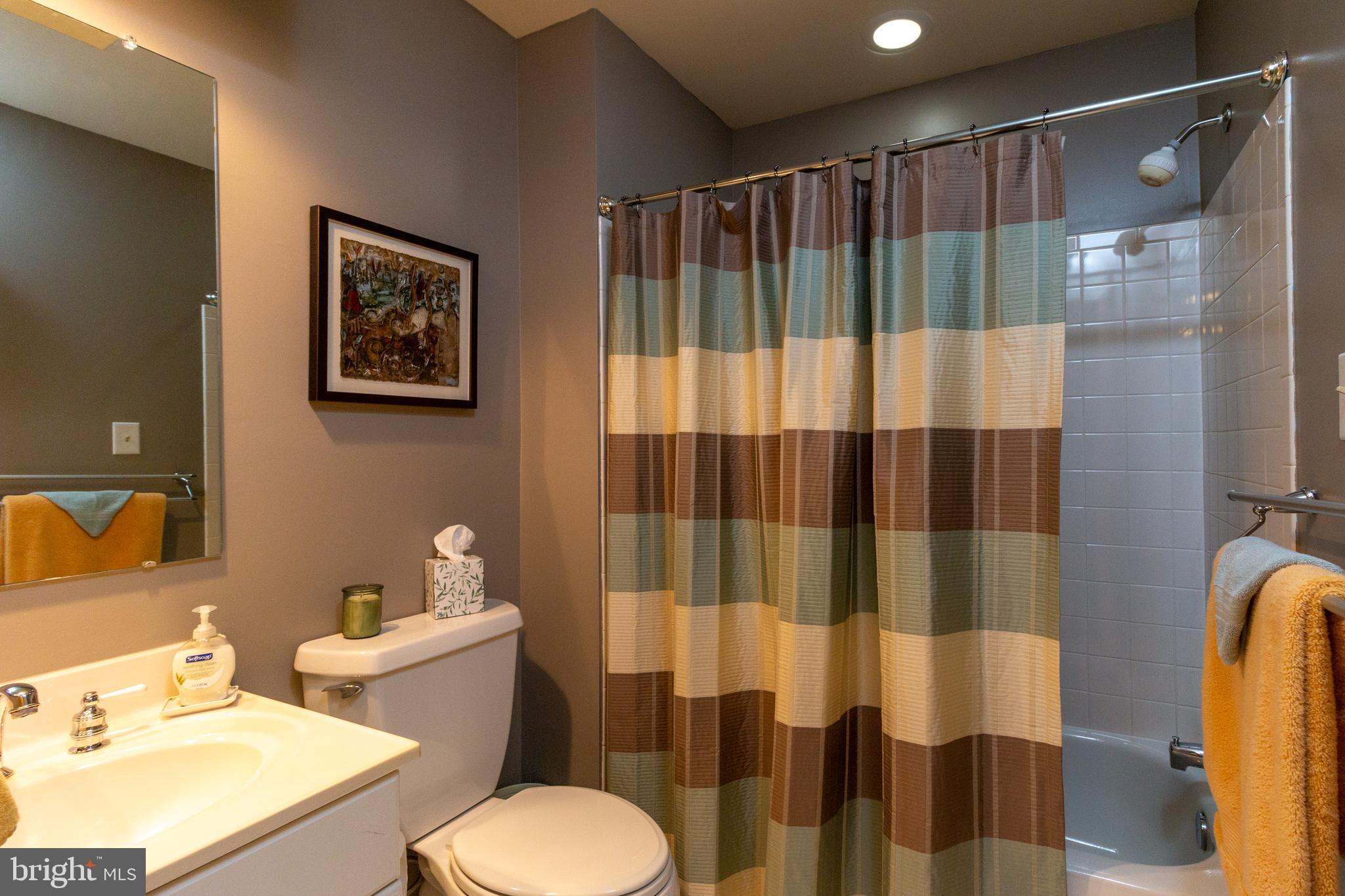 2395 Bear Den Road Frederick, MD 21701 - Photo 24 of 27 Bathroom