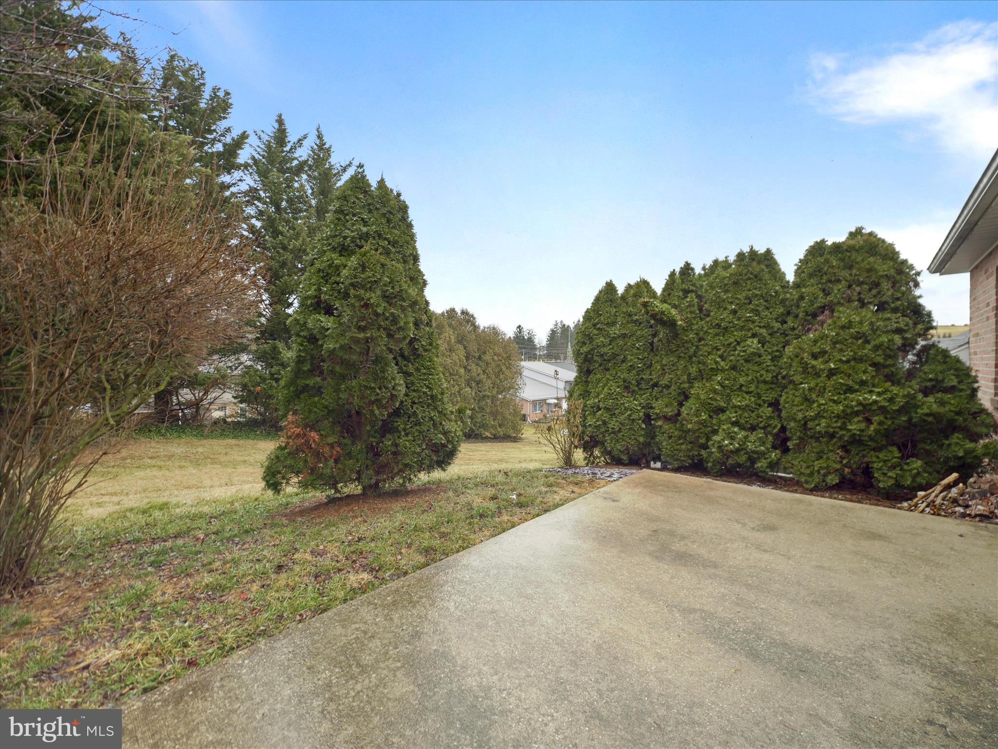 155 Ash Spring Court Waynesboro, PA 17268 - Photo 25 of 27 Rear Patio