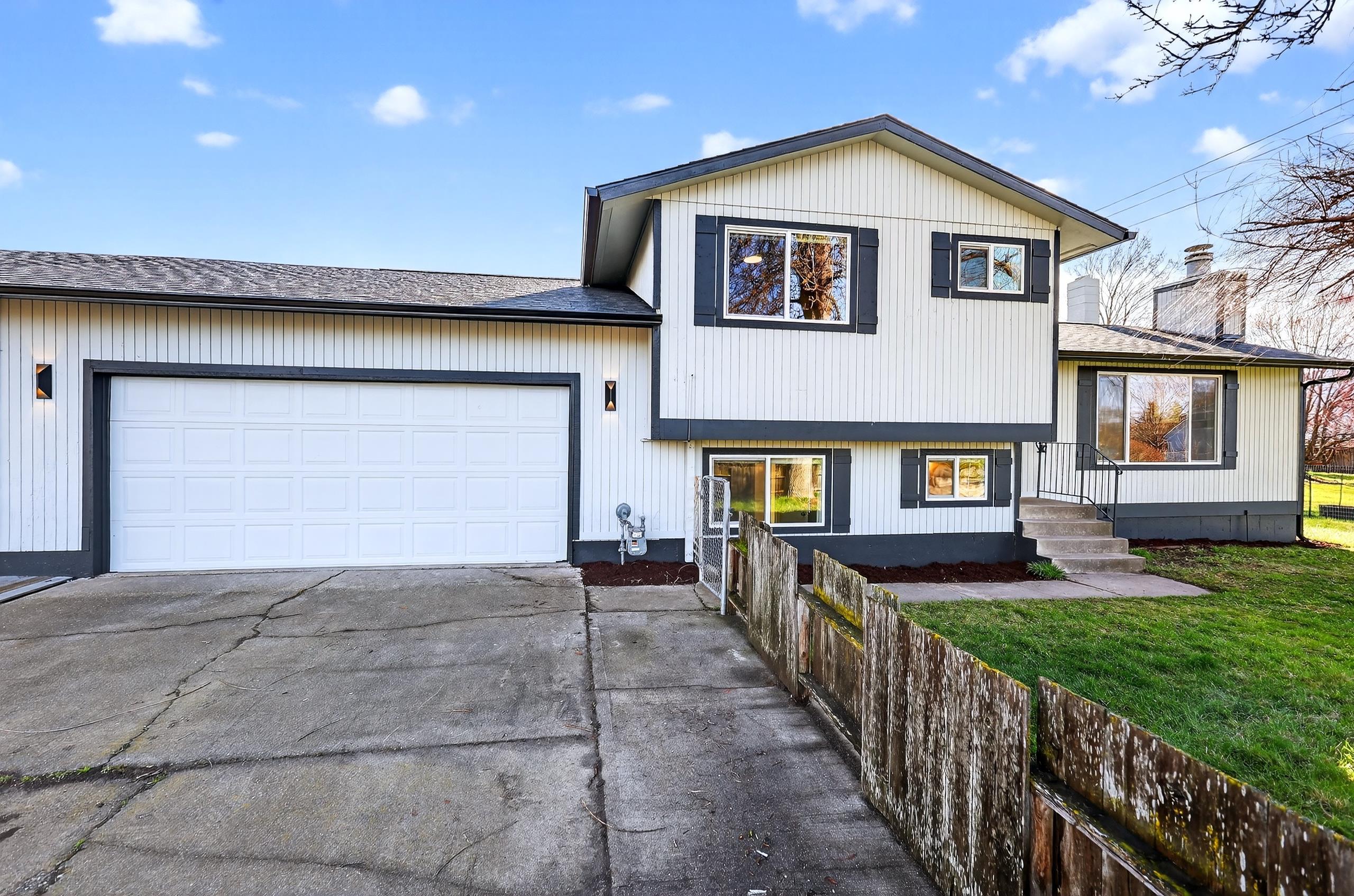 5204 North Chase Road Newman Lake, WA 99025 - Photo 1 of 50