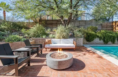 $2,895,000 | 4035 East McDonald Drive, Phoenix, AZ 85018