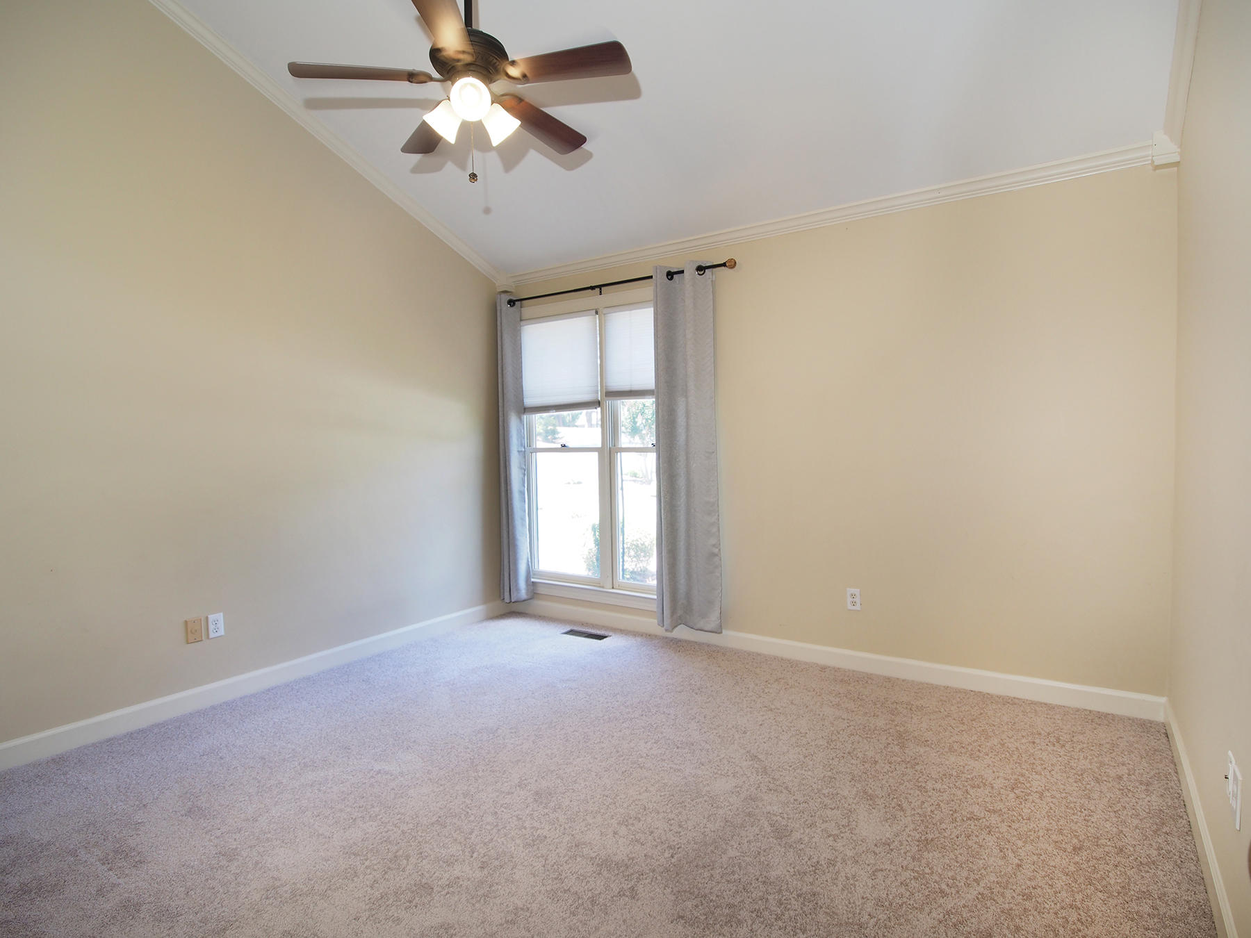 265 Knoll Road Southern Pines, NC 28387 - Photo 21 of 32 xbed1
