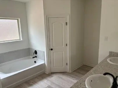 $1,900 | 21433 Lake Pontchartrain Drive, Ponchatoula, LA 70454