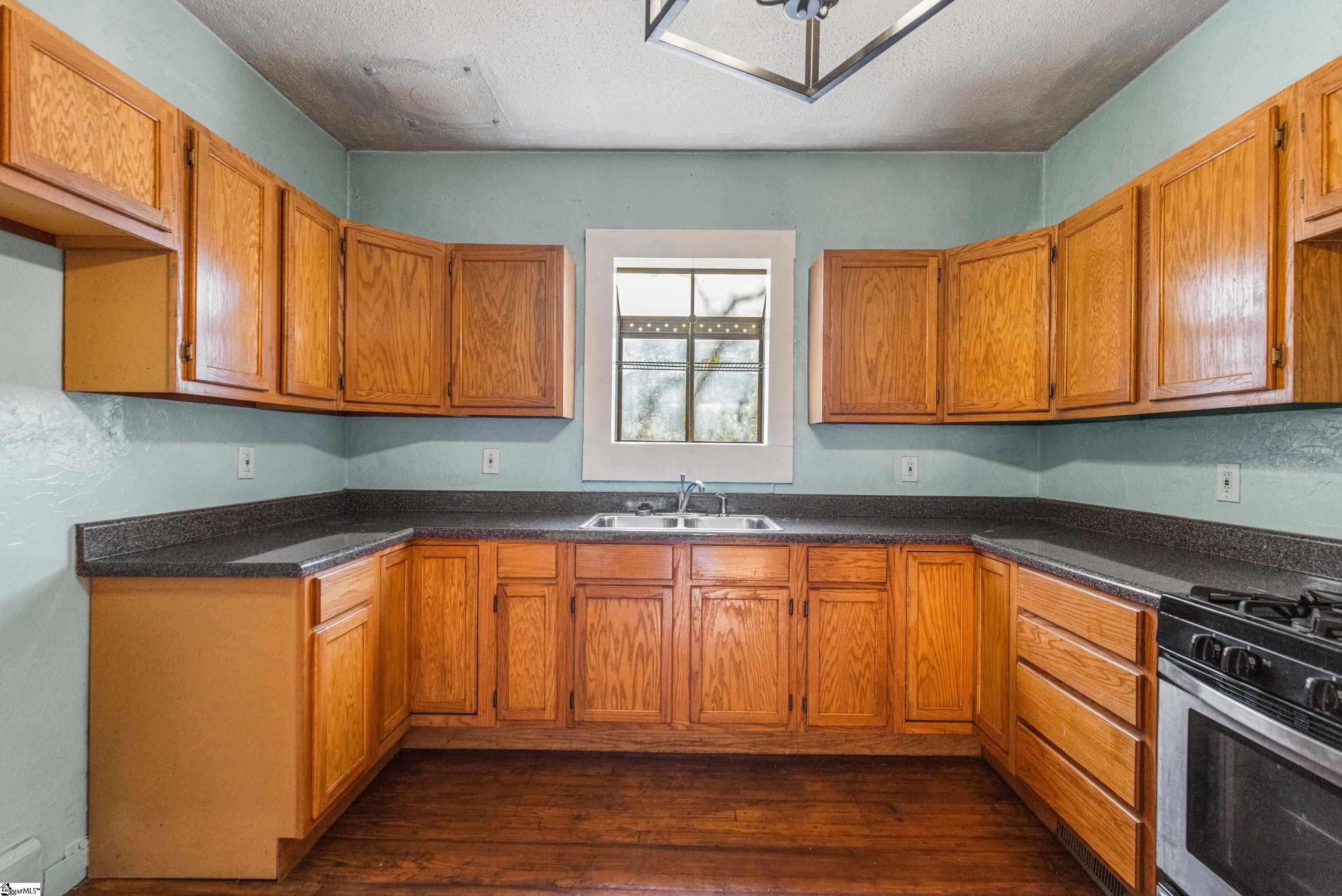 260 Ann Street Pickens, SC 29671 - Photo 13 of 50