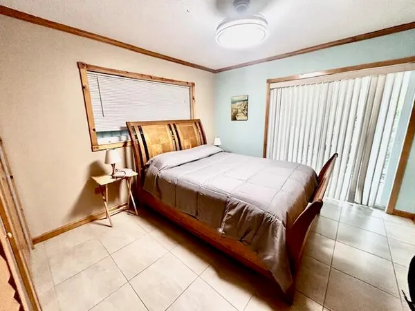 $2,700 | 300 Ocean Drive, Unit 20, Key Largo, FL 33037