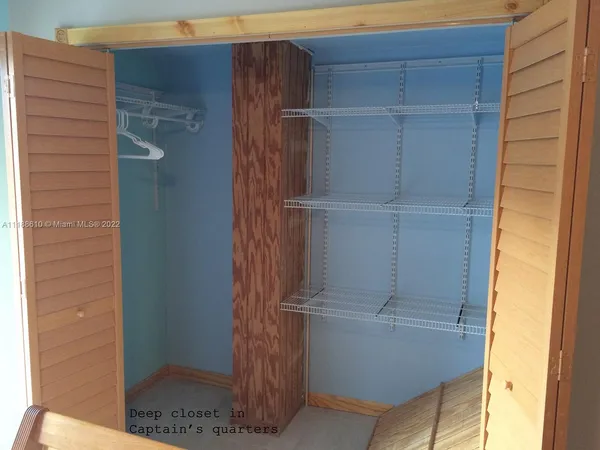 $2,700 | 300 Ocean Drive, Unit 20, Key Largo, FL 33037