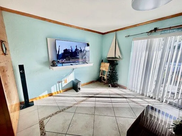 $2,700 | 300 Ocean Drive, Unit 20, Key Largo, FL 33037