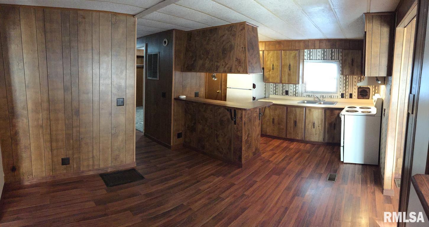 505 South Ash Street, Unit 2 Carbondale, IL 62901 - Photo 10 of 10