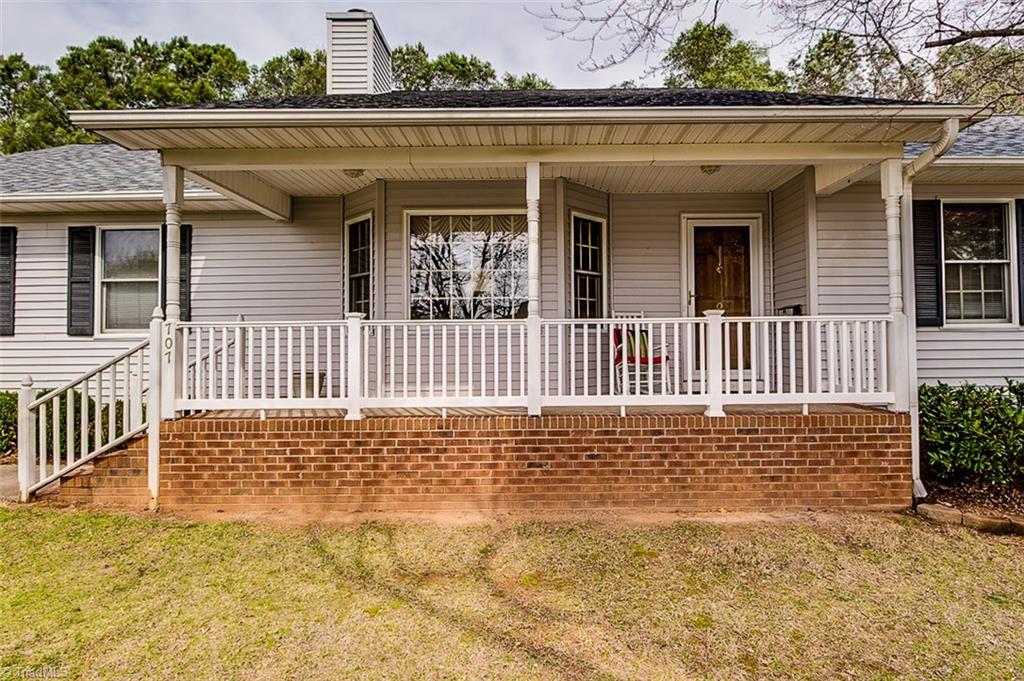 707 Fox Run Road Lexington, NC 27292 - Photo 3 of 29 Gallery Image 3