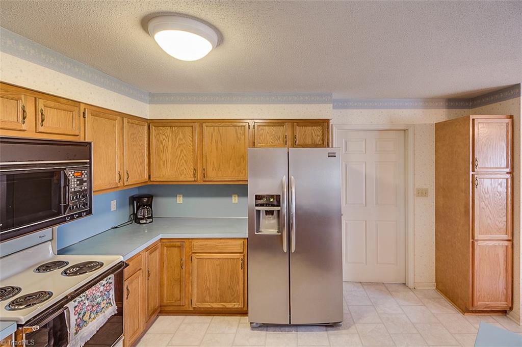 707 Fox Run Road Lexington, NC 27292 - Photo 8 of 29 Gallery Image 8