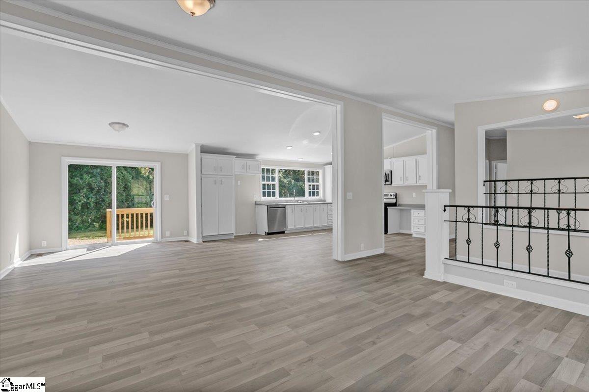 404 Roe Road Greenville, SC 29611 - Photo 15 of 35 Gallery Image 15