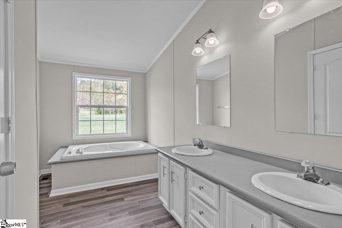 404 Roe Road Greenville, SC 29611 - Photo 32 of 35 Gallery Image 32