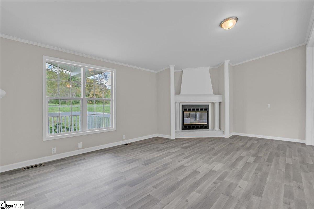 404 Roe Road Greenville, SC 29611 - Photo 10 of 35 Gallery Image 10