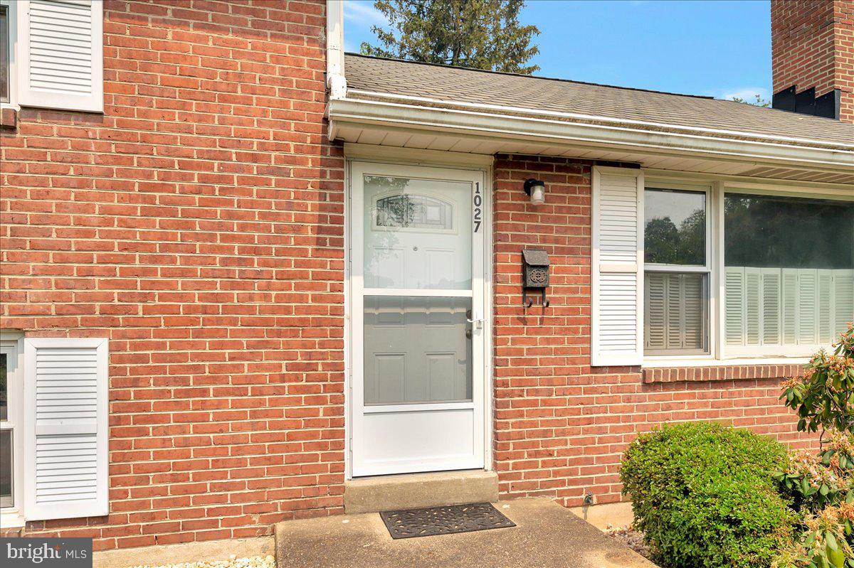 1027 Crestover Road Wilmington, DE 19803 - Photo 2 of 30 Gallery Image 2