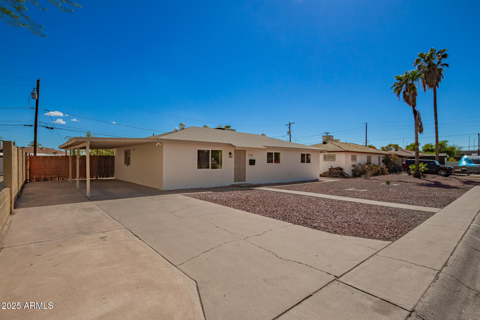 2239 West Bethany Home Road Phoenix, AZ 85015 - Photo 3 of 28 a view of a house with a patio