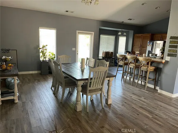 $2,600 | 2403 North Crowe Street, Visalia, CA 93291