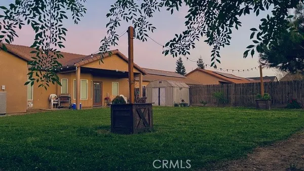 $2,600 | 2403 North Crowe Street, Visalia, CA 93291