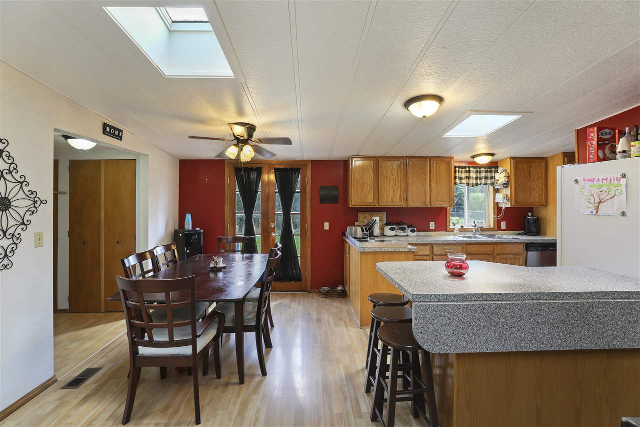 3504 North Elton Road Spokane Valley, WA 99212 - Photo 6 of 19