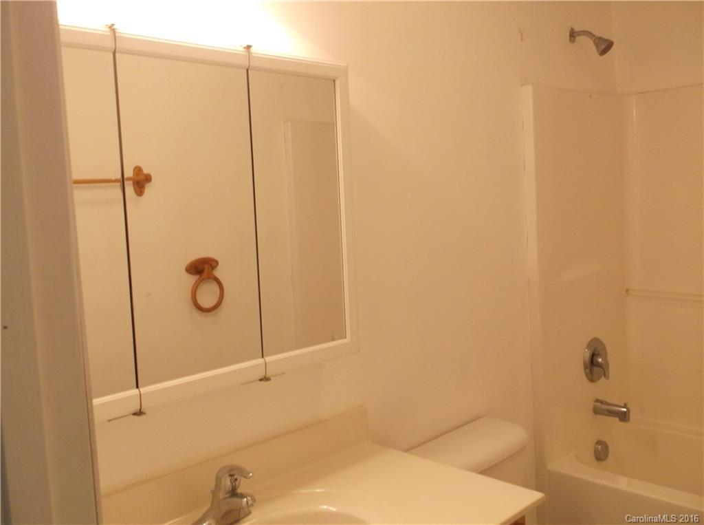 2302 Kingsburry Road York, SC 29745 - Photo 11 of 15 Gallery Image 11