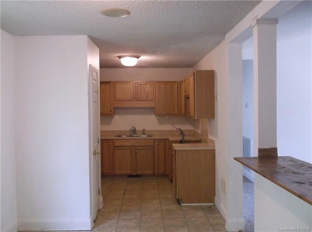 2302 Kingsburry Road York, SC 29745 - Photo 7 of 15 Gallery Image 7