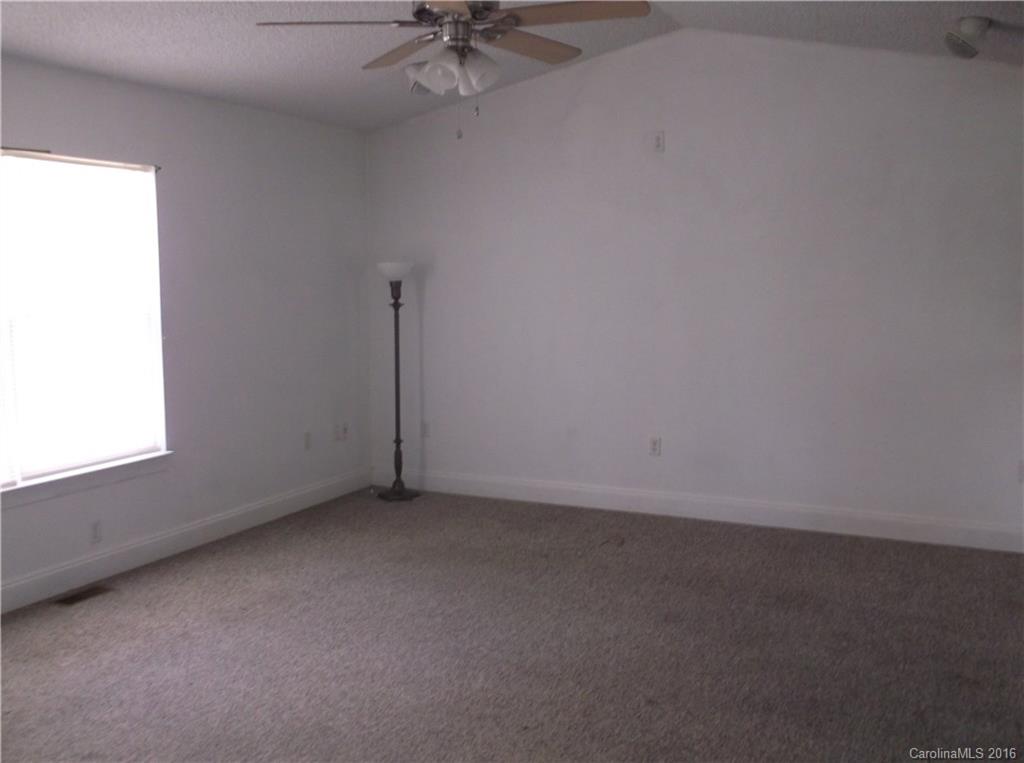 2302 Kingsburry Road York, SC 29745 - Photo 9 of 15 Gallery Image 9