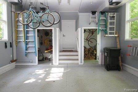 451 East Nawakwa Road Rochester, MI 48307 - Photo 21 of 25 IMG_3653.JPG
