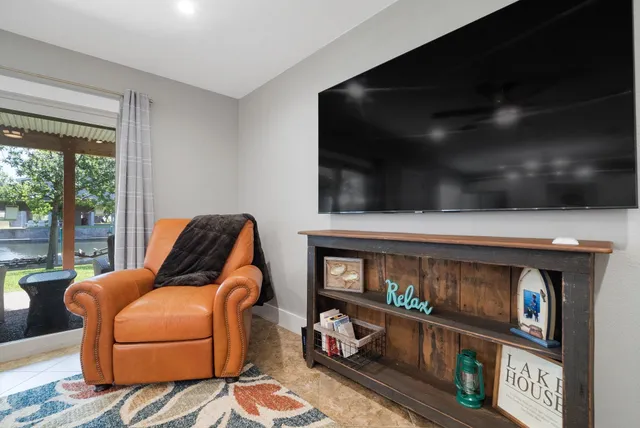 $440,000 | Undisclosed Address, Kingsland, TX 78639