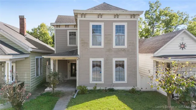 $276,900 | 957 West Main Street, Madison, IN 47250
