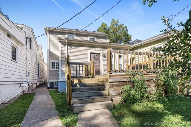 $276,900 | 957 West Main Street, Madison, IN 47250