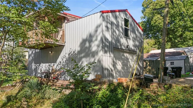 $276,900 | 957 West Main Street, Madison, IN 47250