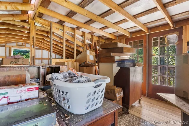 $276,900 | 957 West Main Street, Madison, IN 47250