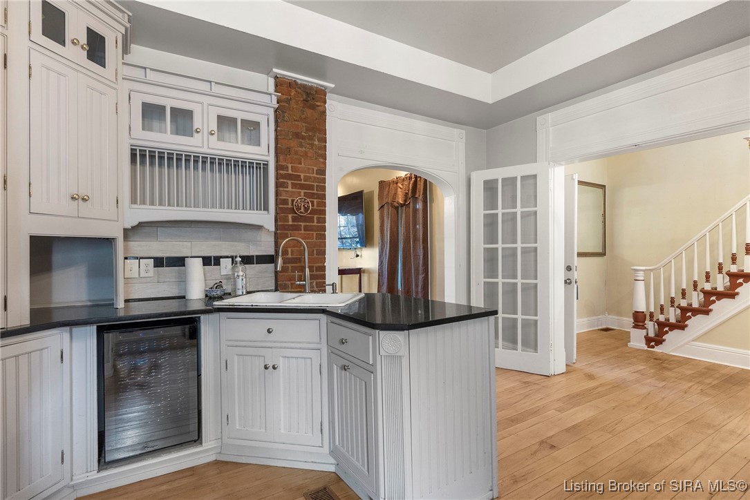 957 West Main Street Madison, IN 47250 - Photo 8 of 28