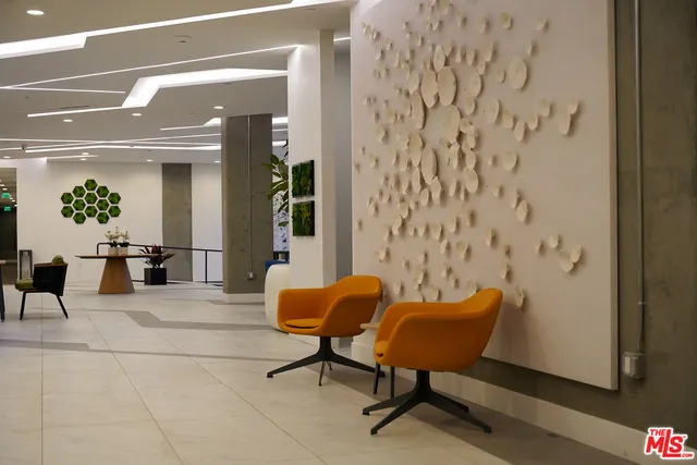 $3,395 | 414 North Orange Street, Unit 209, Glendale, CA 91203