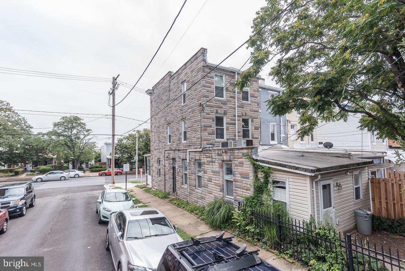 3722 Roland Avenue Baltimore, MD 21211 - Photo 3 of 43 Gallery Image 3