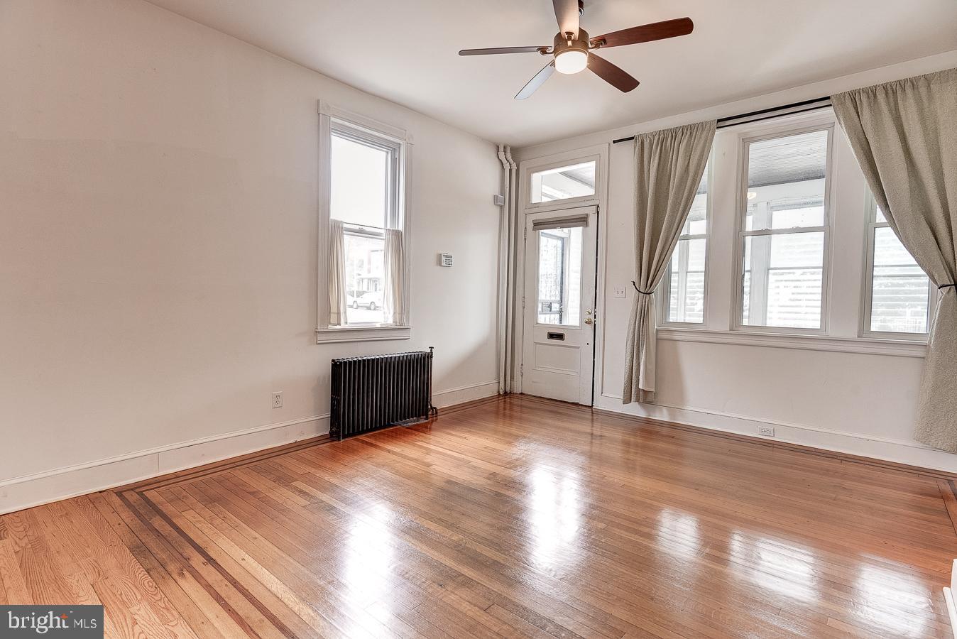3722 Roland Avenue Baltimore, MD 21211 - Photo 5 of 43 Gallery Image 5