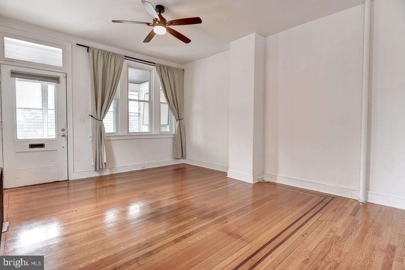 3722 Roland Avenue Baltimore, MD 21211 - Photo 6 of 43 Gallery Image 6