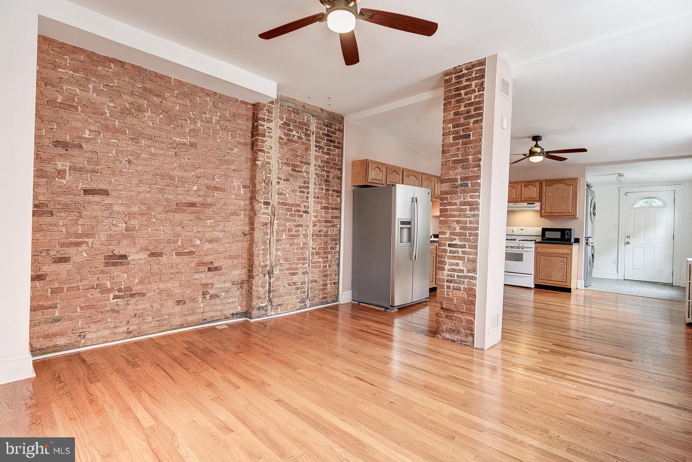 3722 Roland Avenue Baltimore, MD 21211 - Photo 9 of 43 Gallery Image 9