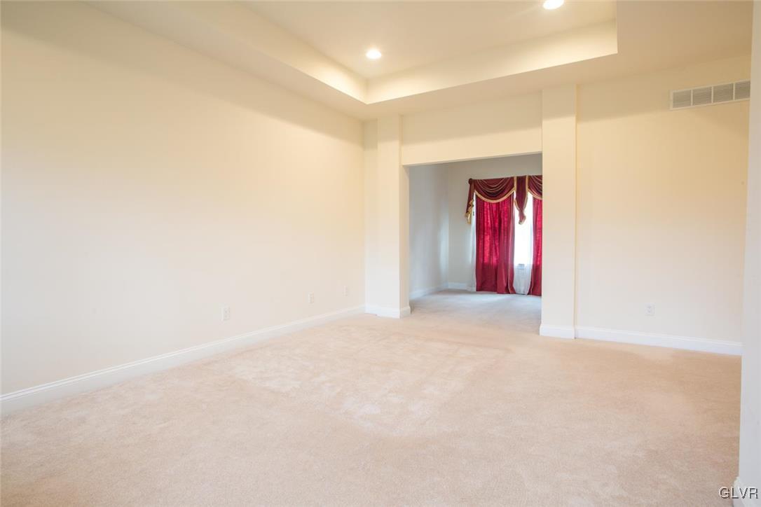 6725 Gwenmawr Road Bethlehem, PA 18017 - Photo 15 of 29 Gallery Image 15
