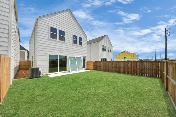 $2,300 | 3004 Ventas Drive, Unit B, Houston, TX 77047