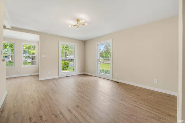 $378,900 | 2145 East 770 South, Wolcottville, IN 46795