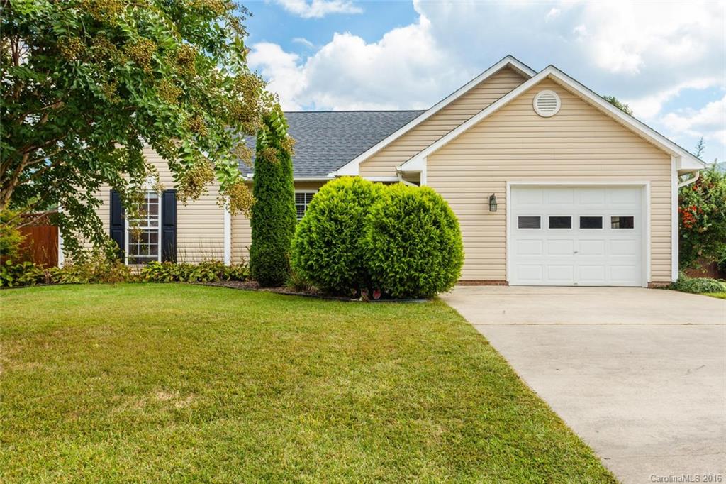 99 Rolling Meadow Road Fletcher, NC 28732 - Photo 2 of 24