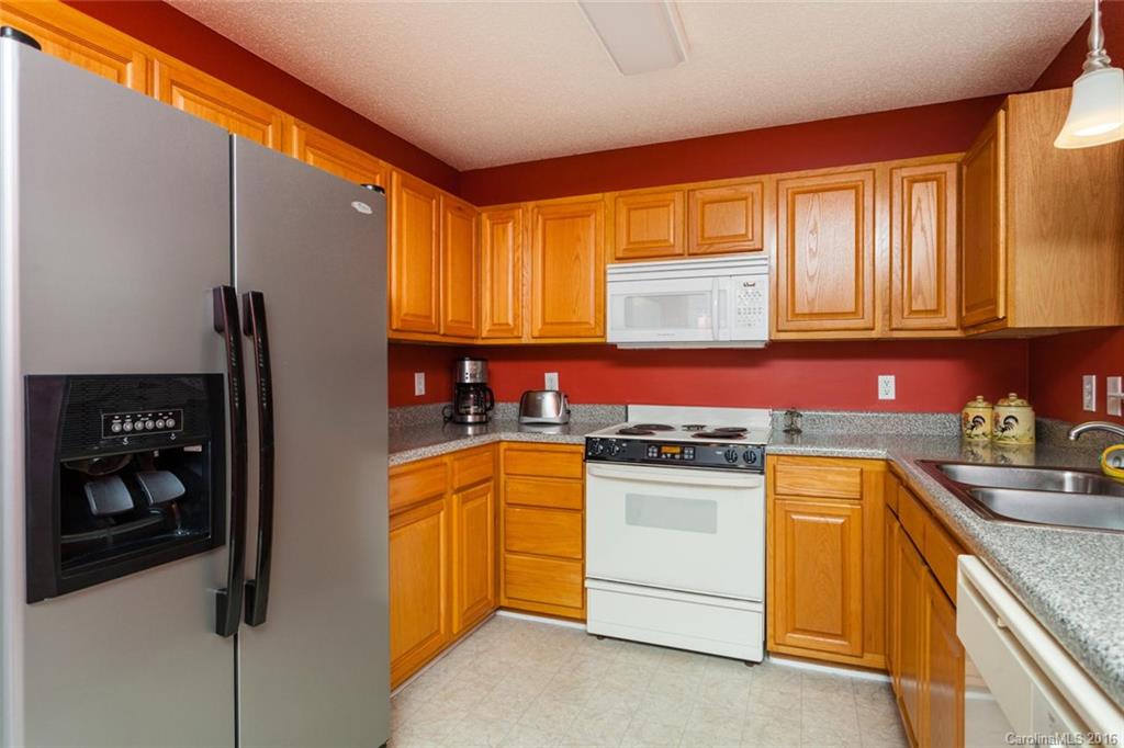 99 Rolling Meadow Road Fletcher, NC 28732 - Photo 9 of 24