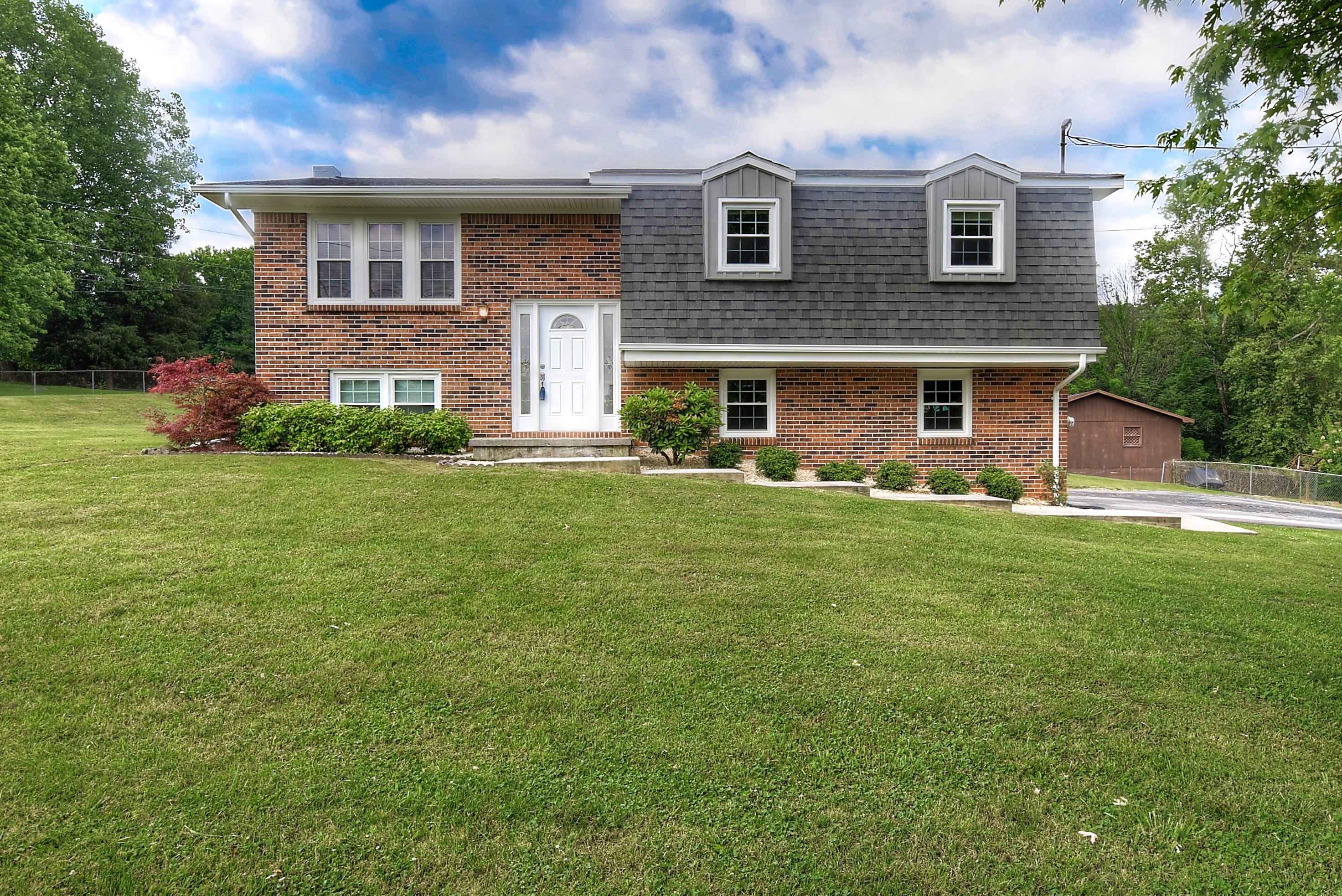 628 White Top Road Bluff City, TN 37618 - Photo 1 of 42 DSC_0001_2_3