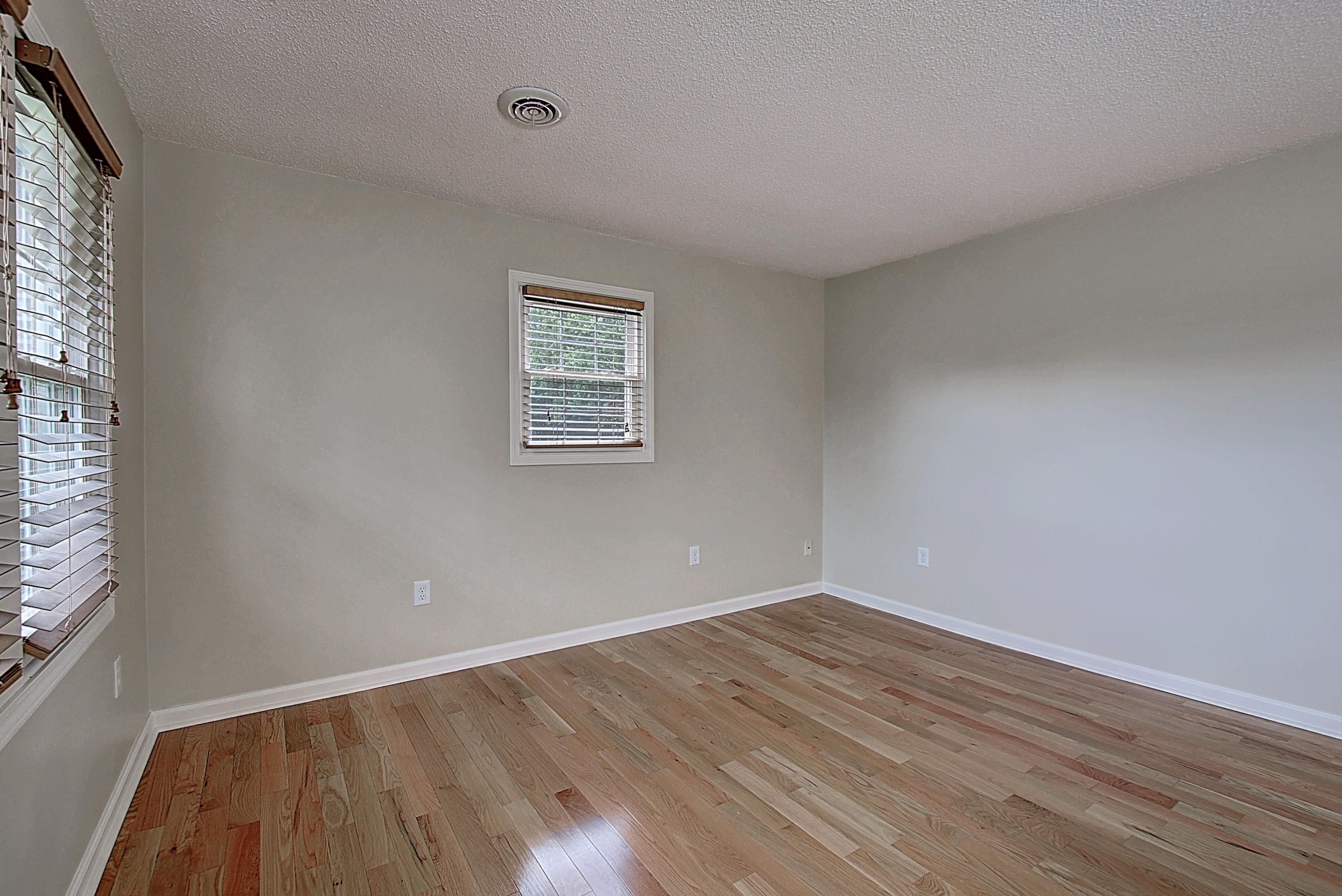 628 White Top Road Bluff City, TN 37618 - Photo 12 of 42 DSC_0044_5_6_7