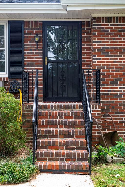 5261 Poplar Springs Road Stone Mountain, GA 30083 - Photo 3 of 21