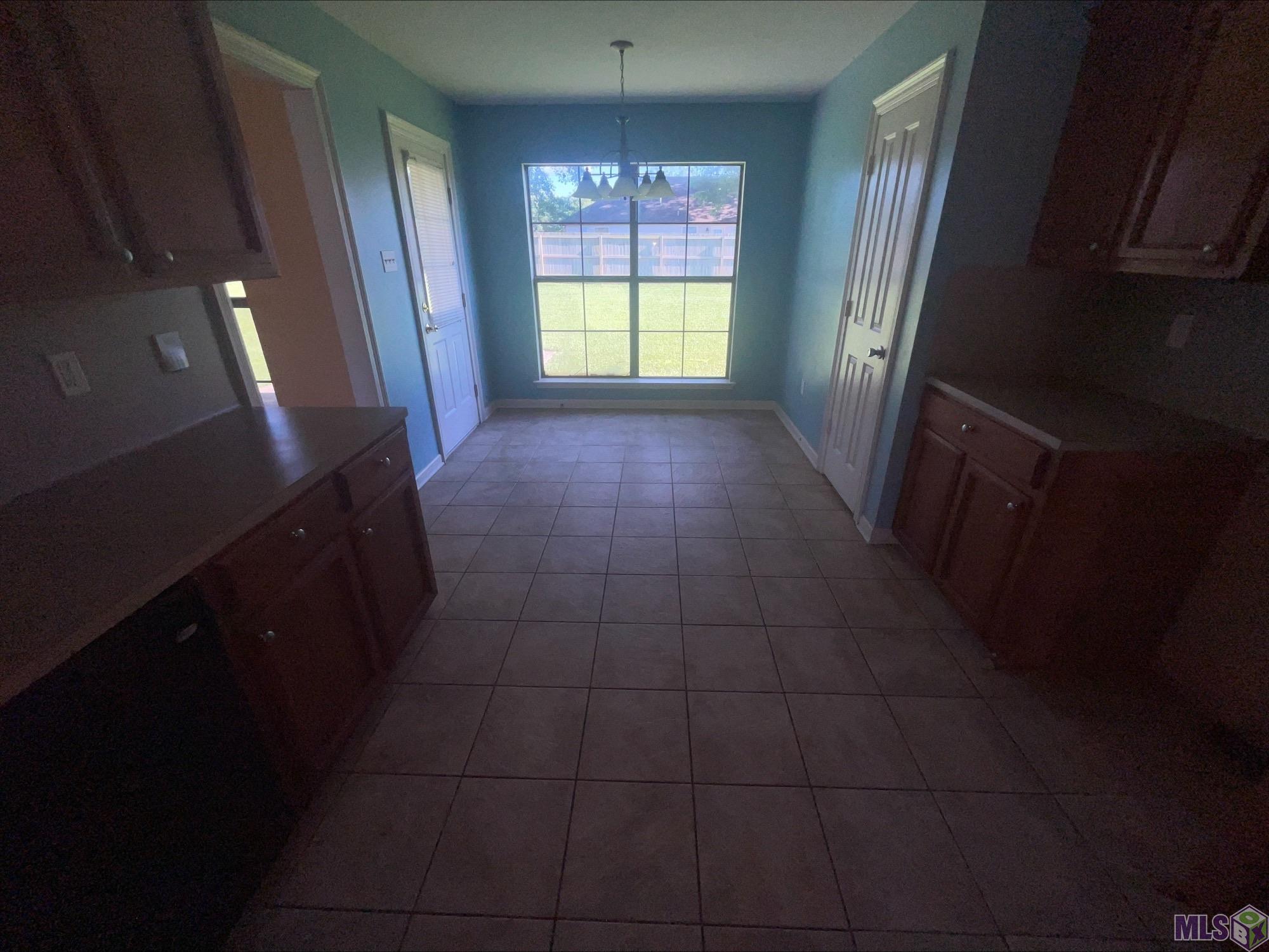 5308 Rue Nicole Baker, LA 70714 - Photo 5 of 14 Gallery Image 5