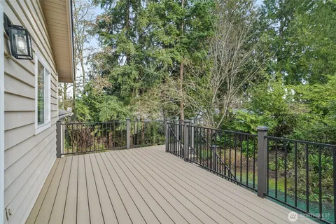 $1,155,000 | 21620 84th Place West, Edmonds, WA 98026