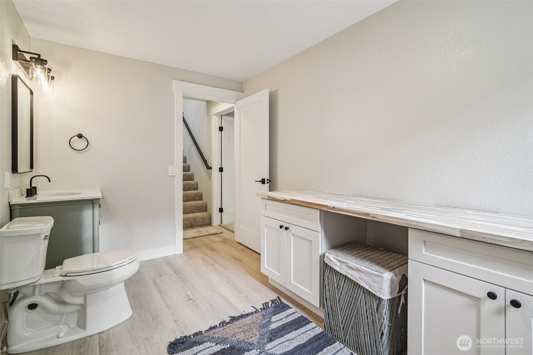 21620 84th Place West Edmonds, WA 98026 - Photo 25 of 37