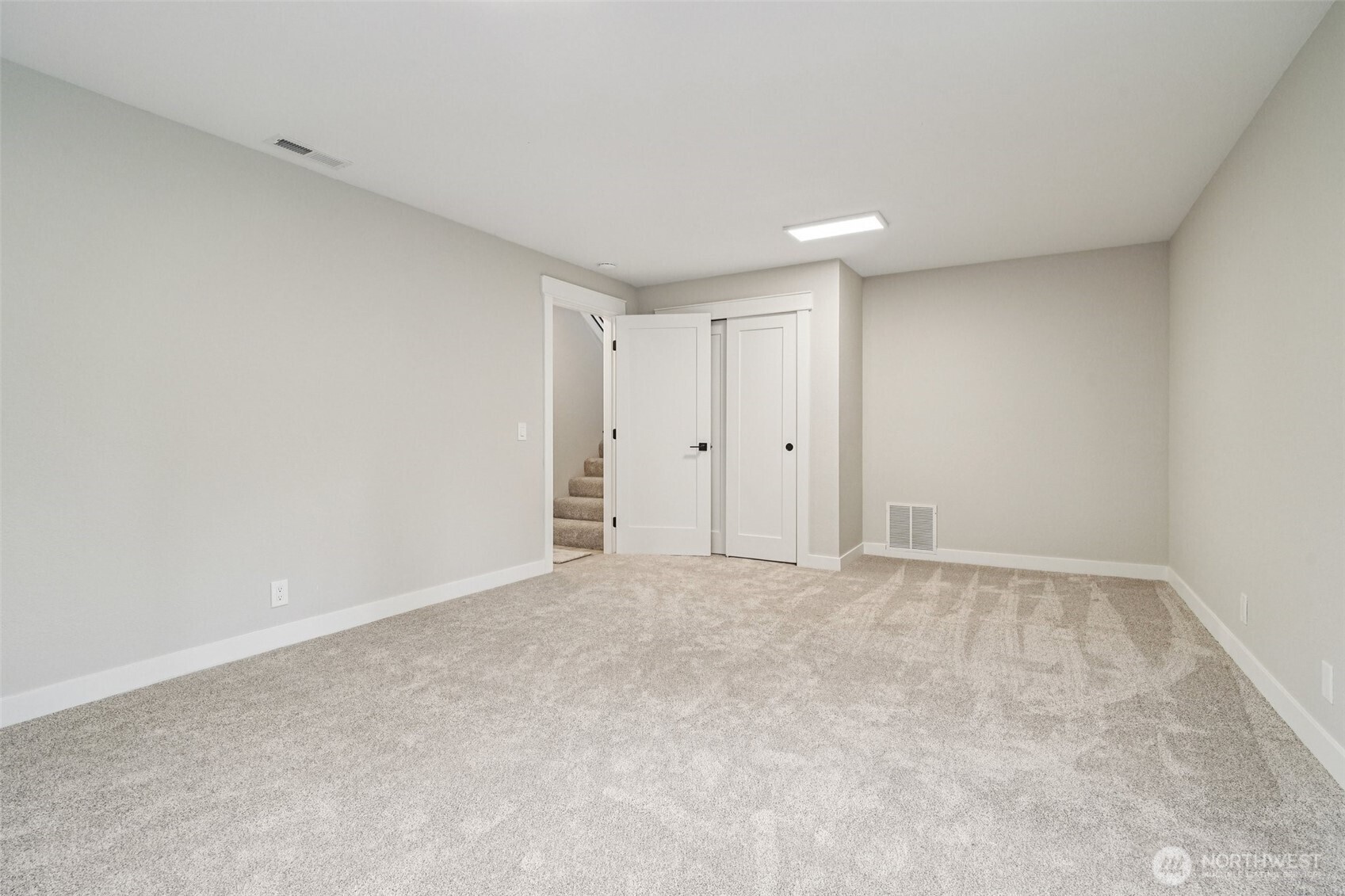 21620 84th Place West Edmonds, WA 98026 - Photo 30 of 37